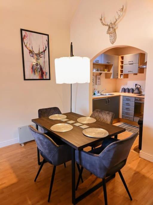 Cosy Central Modern Apartment Nantwich Extérieur photo