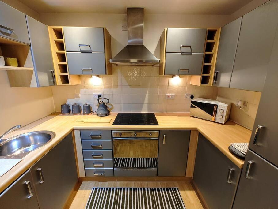 Cosy Central Modern Apartment Nantwich Extérieur photo