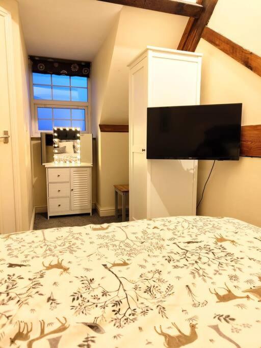 Cosy Central Modern Apartment Nantwich Extérieur photo